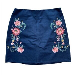 Miami | Miami embroidered skirt